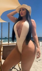 YESICA LA SEVILLANA MAS ARDIENTE, MASAJISTA!