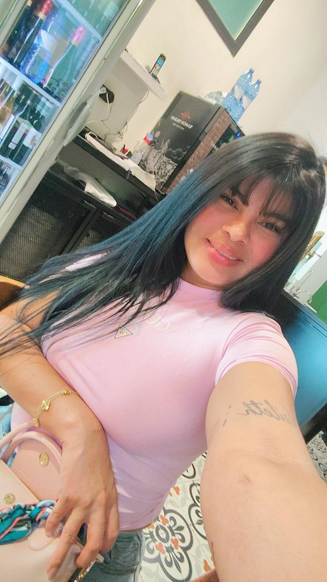 SERÉ TUDIOSA SEDUCTORA GUAPÍSIMA Y FIESTERA