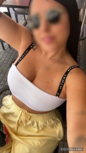 IMPRESIONANTE MORENA CARIñOSA Y JOVENCITA NUEVA EN MILLADOIRO