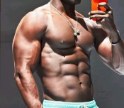 ESCORT MASCULINO PARA MUJERES Y PAREJAS