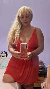 MAYA CACHONDA CURVY !! SERAS EL REY EN MI CAMA
