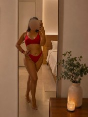 DELICIOSA IMPLICADA EXQUISITA ANSIOSA DE PLACER