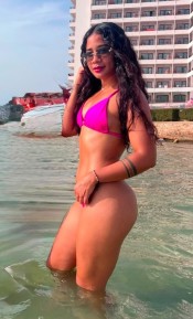 NOVEDAD COLOMBIANA CON LAS POSTURAS MÁS ATREVIDAS GARRUCHA