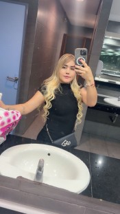 CANGAS DE MORRAZO,RUBIA SUPER FIESTERA