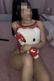 JOVEN EXCITANTE Y CALIENTE CON GANAS DE PASARLA RICO