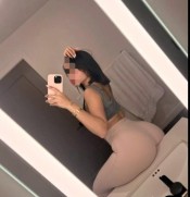 EXCLUSIVA MUJER DIOSA COMPLACIENTE PARA DISFRUTAR