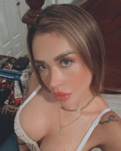EN PLAYA EMBOSA SEXO LUJURIA A TOPE BOMBA DE SEXO