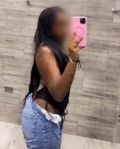 MORENA DIVINA FOGOSA Y COMPLACIENTE