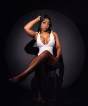 SEXY NOVEDAD JOVENCITA