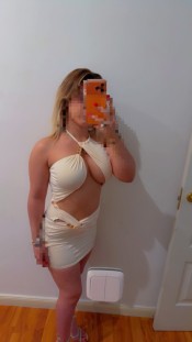 MIKI CACHONDA