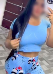 LATINA, ATREVIDA Y CON UNA SONRISA QUE ENGANCHA