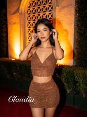 CLAUDIA UNIVERSITARIA ESPECTACULAR DE VUELTA EN MADRID