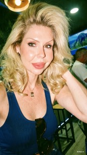 TRANS VERSÁTIL LECHERA Y TRATO DE NOVIOS