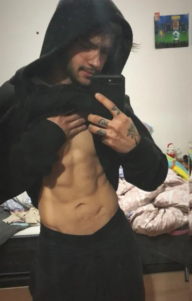 CHICO DELICIOSO LUJURIOSO IMPLICADO MUY COMPLACIEN