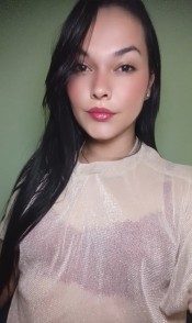 CHICA TRANS FEMENINA Y NATURAL