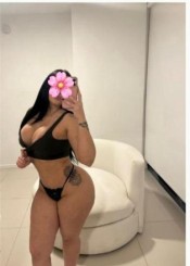 DULCE CHICA COLOMBIANA JOVEN FRANCéS NATURAL HASTA