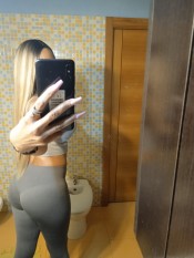 LATINA FIESTERA CACHONDA PECHUGONA  FRANCéS EXPERTA