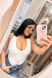 SEXY ELEGANTE, JOVENCITA FIESTERA FOTOS REALES