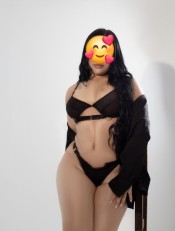 DELICIOSA LATINA RELLENITA EXTROVERTIDA FIESTERA