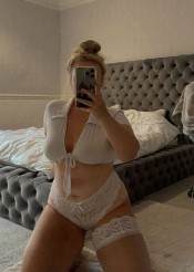 ARDIENTE SENSUAL APASIONADA DESEOSA DE SEXO