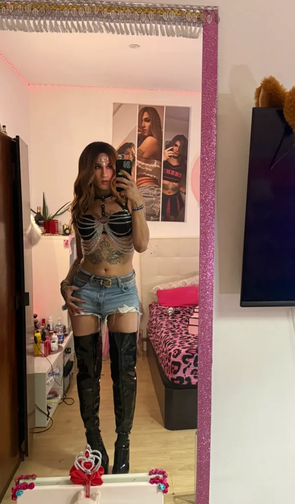 SENSACIONAL CHICA TRANS, DéJATE LLEVAR