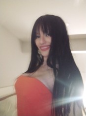 COLOMBIANA TRAVIESA Y FIESTERA
