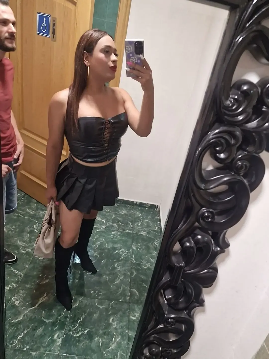 DISPONIBLE 24 HORAS CON ANTELACIóN MIS AMORES
