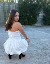DANY LA JOVENCITA DE TUS SUEñOS POR ALHAURíN EL GRANDE