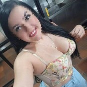 KATALINA, HERMOSA LATINA MUY COMPLETA Y CACHONDA