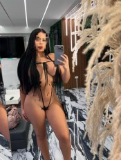 LATINA CULONA Y TETONA