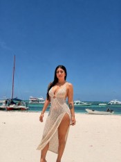 SOY LA CHICA IDEAL PARA HACERTE ENLOQUECER