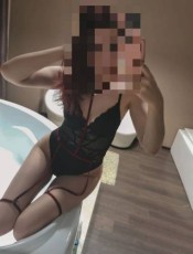UNA DULCE MUÑECA ! Y MUY FOGOSA