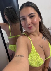 SARITA MUY PROVOCATIVA Y SENSUAL