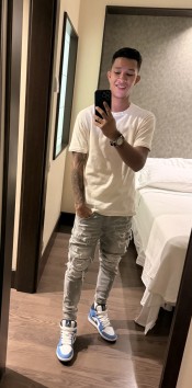 SCORT EXCLUSIVO HETERO 21 CM CALIENTE  VENEZOLANO