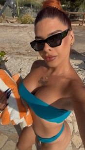 HERMOSA TRANS ENCANTADORA Y FEMENINA,DE NUEVO EN TORREVIEJA