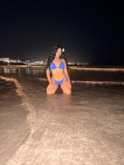 KATA COLOMBIANA DISPUESTA A COMPLACERTE