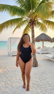 TETAS EN XXL PARA CUBANAS APRETADAS EN SALOU CENTRO