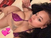 MARIA JOVEN IMPLICADA Y FIESTERA