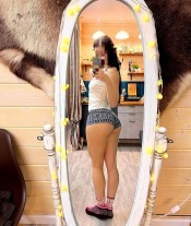 DELICIOSA IMPLICADA CACHONDA DESEOSA DE PLACER