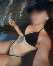 CAROL EXóTICA DE OJOS PENETRANTE