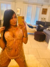 LA ARDIENTE PAMELA
