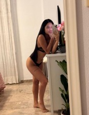 JOVEN, MUY MOJADITA Y CALIENTE EN ALICANTE