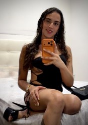 LATINA SEXY MORENA