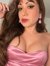 EL BESO  QUE BUSCAS Y T ENCANTA
