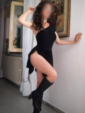 SOFIA ARDIENTEMENTE FIESTERA COMPLACIENTE