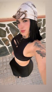 ISABELLA - SUPER TRAVIESA