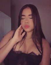 PRECIOSA JOVENCITA , VEN A DISFRUTAR A TOPE