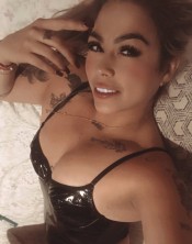CHANELL VEN Y NOS DIVERTIMOS JUNTOS  CON UNA BUENA FIESTA