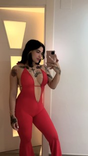 ISABELLA - JOVEN EXOTICA