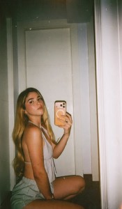 VALERIA POR PRIMERA VEZ EN ALMERíA, DULCE PARAGUAYA INDEPENDIENTE